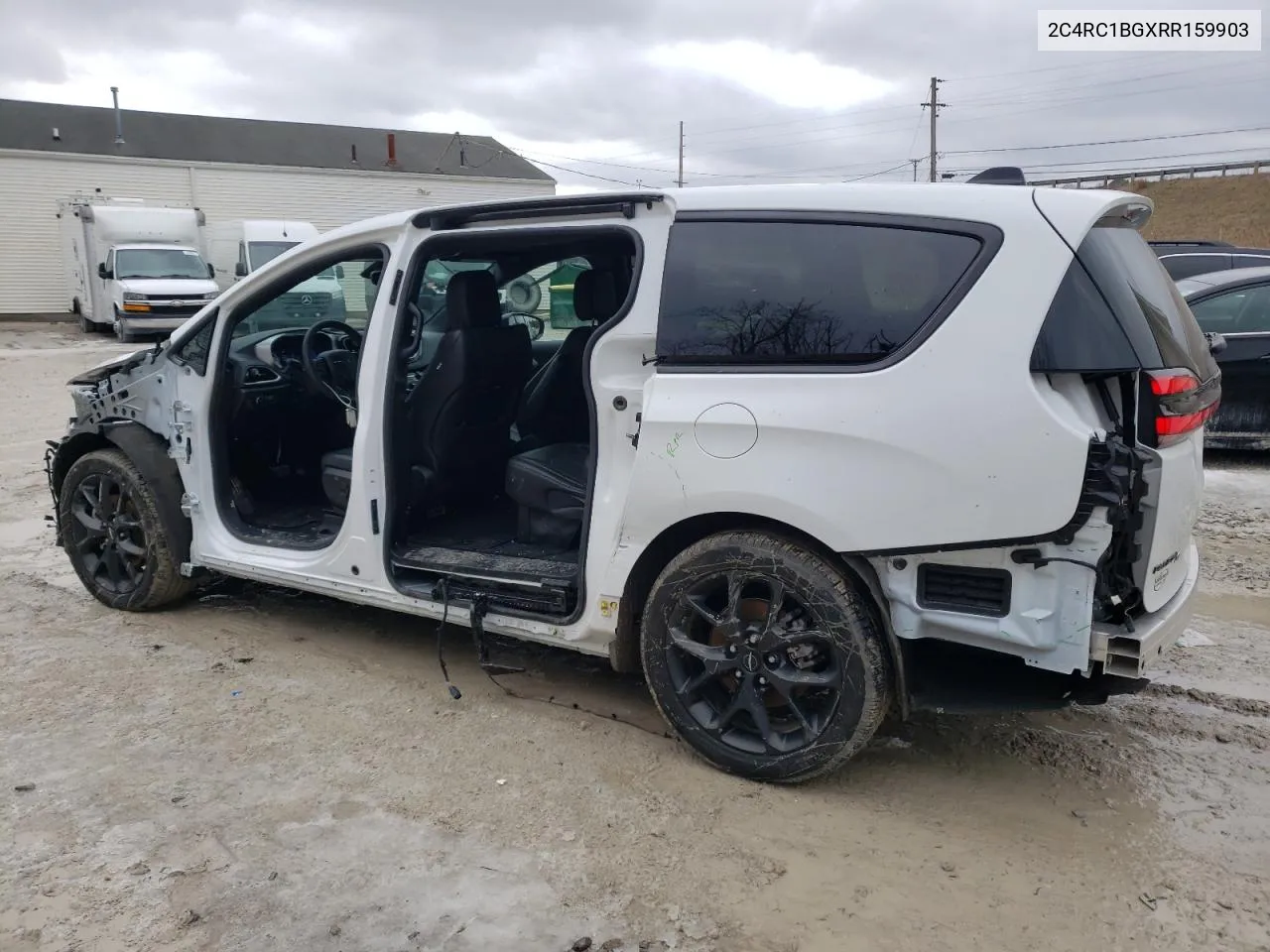 Auction sale of the 2024 Chrysler Pacifica , vin: 2C4RC1BGXRR159903, lot number: 43127965