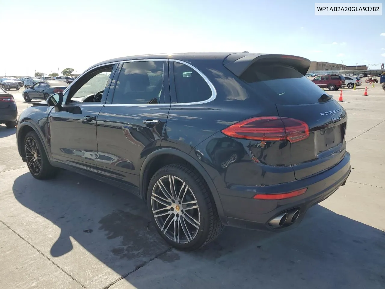 Auction sale of the 2016 Porsche Cayenne , vin: WP1AB2A20GLA93782, lot number: 77135874